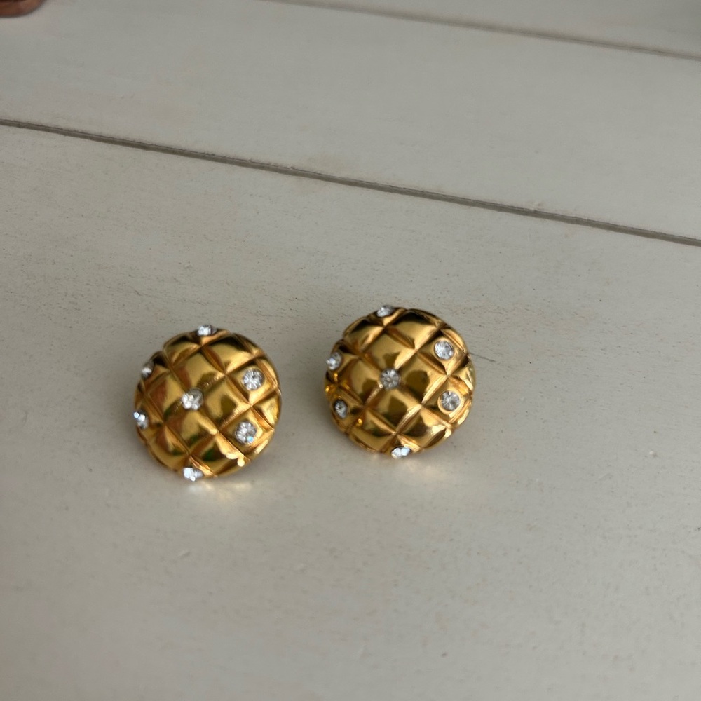 CHANEL Gold Quilted Earrings Classic Design